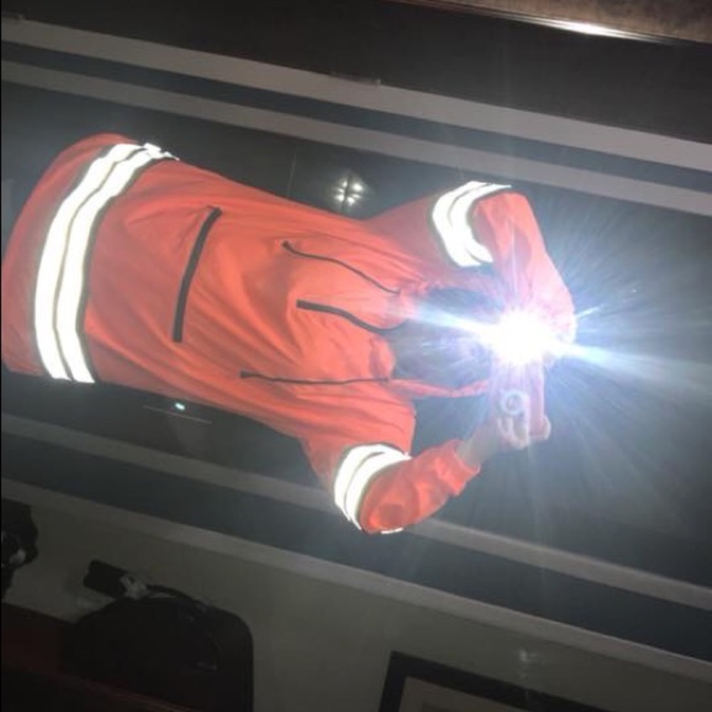 Poster girl reflective parka